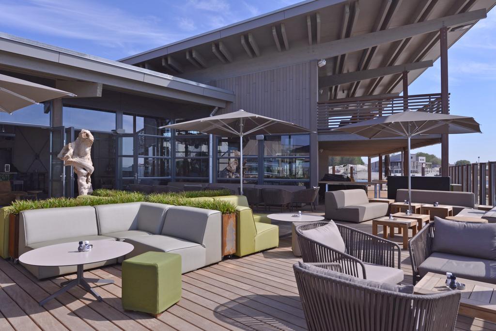 Oasis Punt-West Hotel & Beach Resort Ouddorp Rum bild