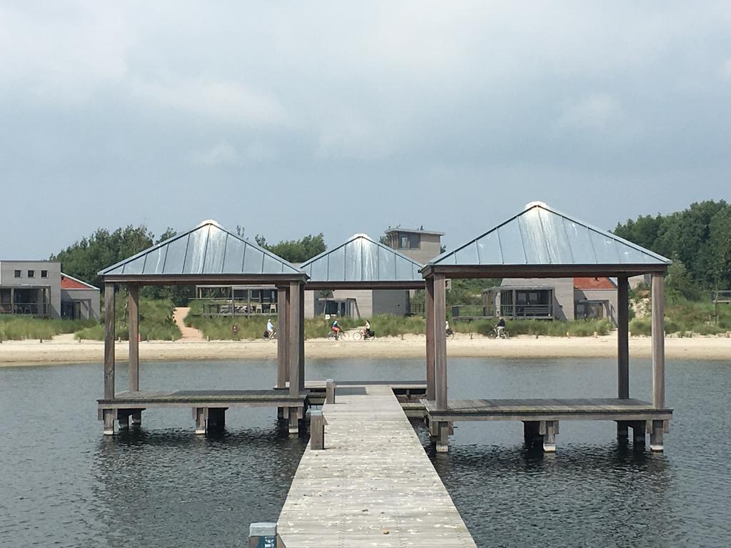 Oasis Punt-West Hotel & Beach Resort Ouddorp Exteriör bild