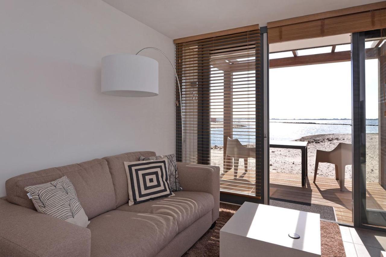 Oasis Punt-West Hotel & Beach Resort Ouddorp Exteriör bild